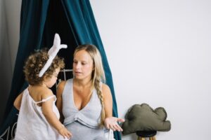 Berbohong Kepada Anak, Setuju atau Tidak?