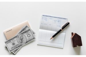 Cermat Memilih Produk Keuangan Yuk, Moms!