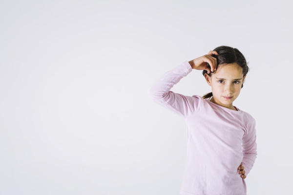 Mengatasi Kutu Rambut pada Anak