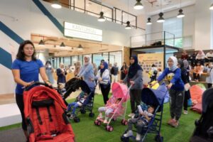 Olahraga Seru bersama Si Kecil Pakai Stroller Yuk, Moms