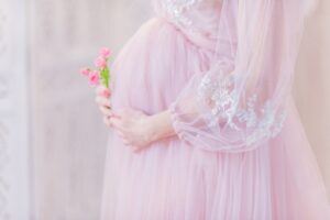 Moms, Ini 10 Ciri Anda Hamil Anak Perempuan