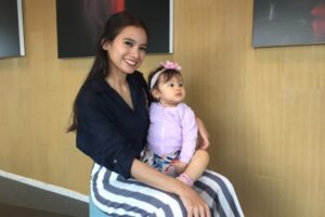 Acha Septriasa, Tantangan Syuting Sambil Urus Anak