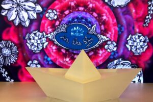 Nikmati Kuliner dan Belanja Produk Kreatif di atas Awan