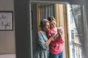 Tips Meninggalkan Anak untuk Bekerja Keluar Kota