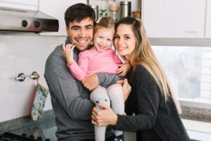 5 Makanan Sehat untuk Menjaga Gigi Putih Keluarga