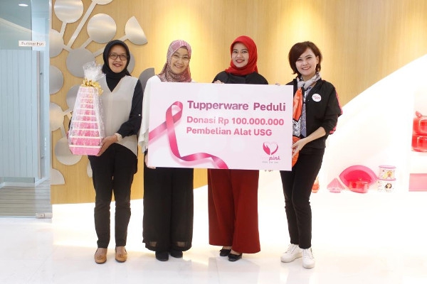Tupperware Ajak Perempuan Peduli Kanker Payudara