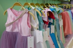 Gaun Cantik dan Fashionable untuk Si Kecil