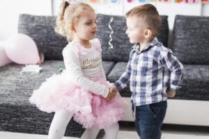 3 Macam Etika Dasar yang Perlu Diketahui Anak