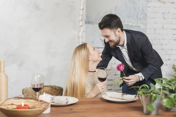 5 Tips Kencan dengan Suami Tercinta