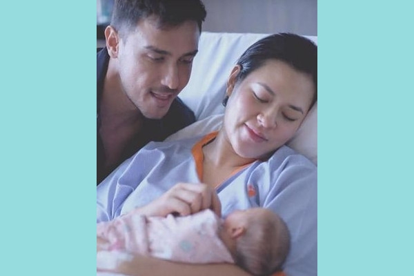 Selamat! Raisa dan Hamish Daud Dikaruniai Anak Pertama