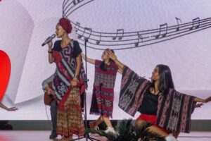 Cerita Cinta untuk Para Pejuang Kanker Tiroid