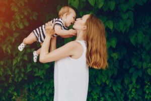 7 Mitos dan Fakta tentang Bonding Ibu dan Anak