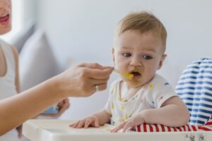 Moms, Ini 5 Nutrisi Penting untuk Bayi Anda