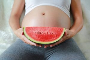 7 Manfaat Semangka untuk Ibu Hamil
