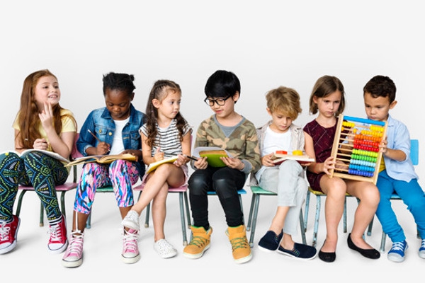 Proses Belajar Melek Literasi Budaya Melalui Karya Seni