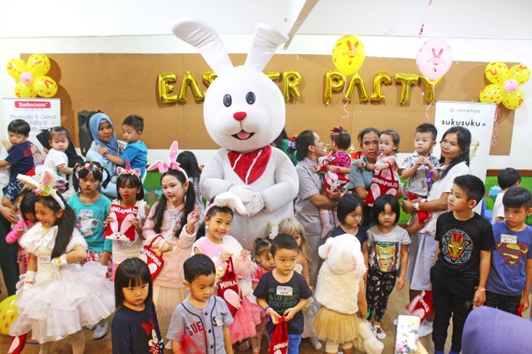 Serunya Berburu Telur Berhadiah di Pesta Paskah