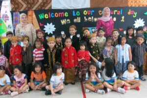 Pentingnya Mengenalkan Budaya Sejak Dini pada Anak