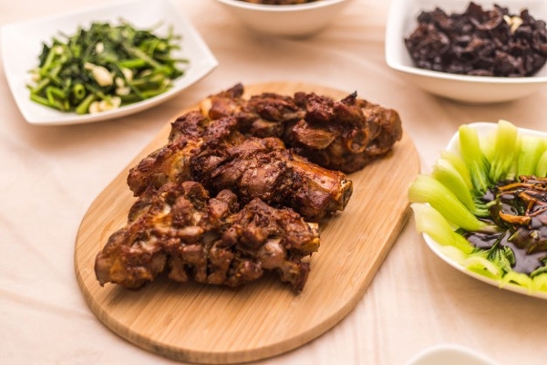 Bolehkah Bumil Makan Daging Kambing? Ini Penjelasannya