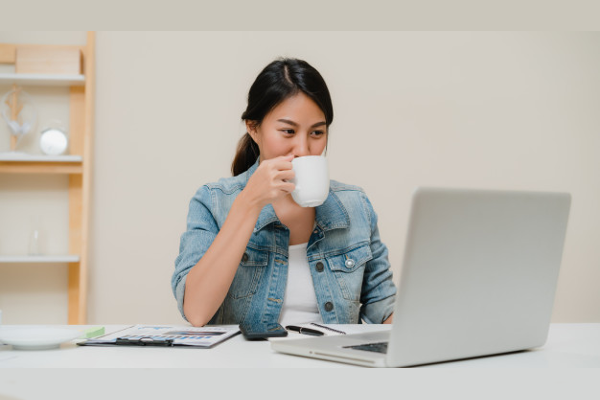 5 Cara Mudah untuk Menjaga Kesehatan di Kantor