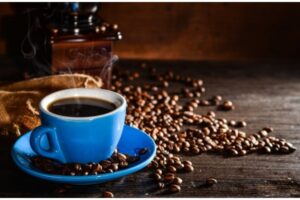 Makanan dan Minuman yang Harus Dihindari saat Sahur