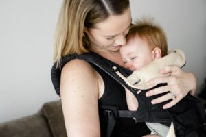 8 Cara untuk Menenangkan Bayi saat Menangis