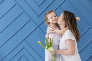 Manfaat Pelukan untuk Anak &#038; 5 Gaya Pelukan Seru!