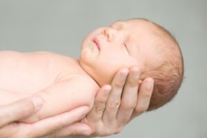 5 Mitos dan Fakta Mengenai Kecerdasan Newborn