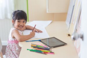 Homeschooling atau Sekolah Biasa, Pilih Mana?