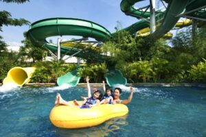 Serunya Staycation Sambil Bermain Air