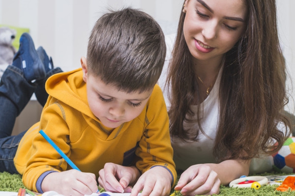 Cari Tahu Mana Bagian Tubuh Anak yang Dominan Yuk, Moms