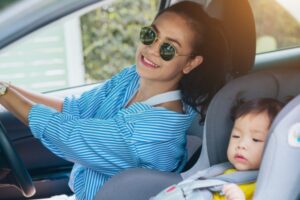 Tips Berkendara Aman dan Nyaman Bersama Si Kecil