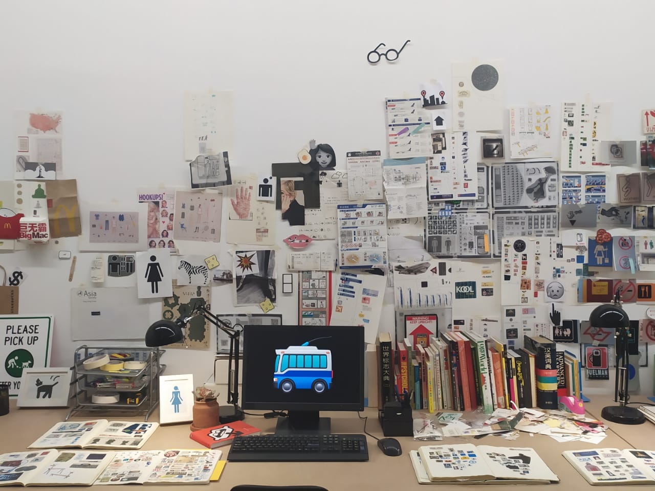 Mengenal Simbol dan Aksara Tionghoa dari Karya Xu Bing