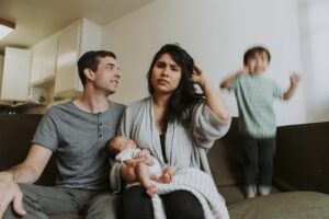 Teori-teori tentang Parenting yang Tidak Ada di Buku