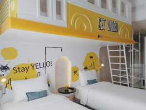 Staycation Nyaman di Seri Kamar terbaru YELLO Harmoni