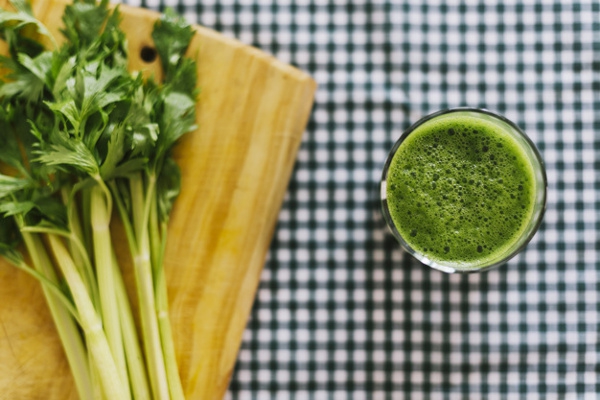 Yuk, Minum Jus Seledri, Moms! Ini Manfaatnya buat Anda