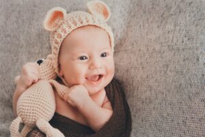 Ini Ciri-Ciri Pendengaran yang Baik pada Bayi, Moms