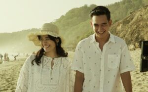 Kisah Kehamilan Ayudia dalam Film Teman Tapi Menikah 2