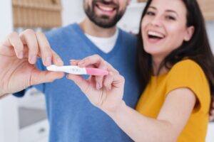 Moms, Kenali 6 Tanda Sel Telur Berhasil Dibuahi