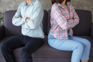 10 Tanda Suami Bosan dengan Anda