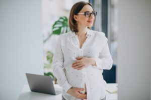 Ini Hak-hak Ibu Hamil Pekerja di Masa Pandemi