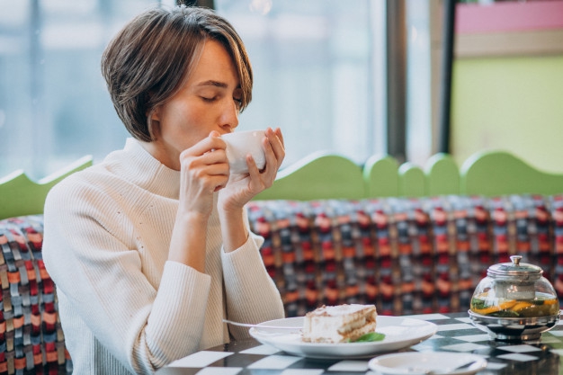 6 Kebiasaan Makan yang Melemahkan Imunitas Tubuh Anda
