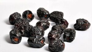 Begini Cara Bedakan Kurma Ajwa Asli atau Palsu