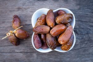Trik Memilih dan Menyimpan Kurma supaya Tahan Lama