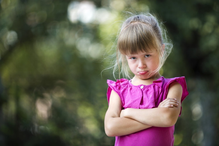 7 Cara Meredakan Anak Tantrum Tanpa Harus Marah