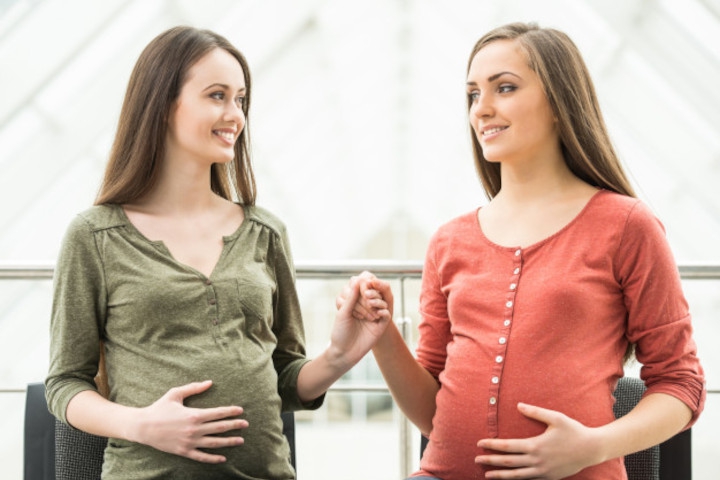 Ini Bedanya Hamil dan Melahirkan di Usia 20-an dan 30-an
