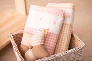 5 Rekomendasi Apron Menyusui untuk Busui Pejuang ASI