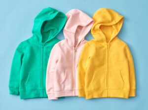 Botol Plastik Jadi Baju Keren? Ini Bukti Cinta Lingkungan!