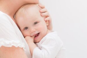 Inspirasi Nama Bayi Perempuan dengan Makna Sayang