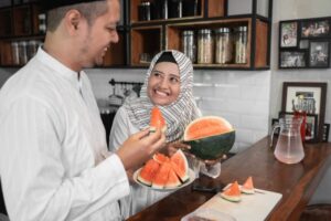 10 Sifat Istri yang Bikin Rezeki Suami Lancar Mengalir Deras