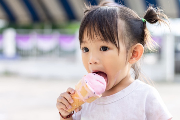 Cara Menghadapi Kebiasaan Anak yang Suka Jajan